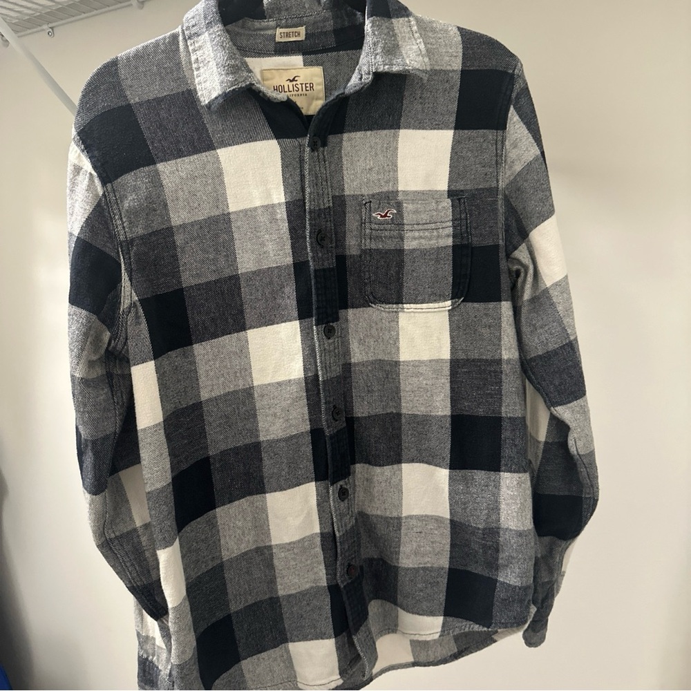 Hollister Men's Checkered Black and White Shirt